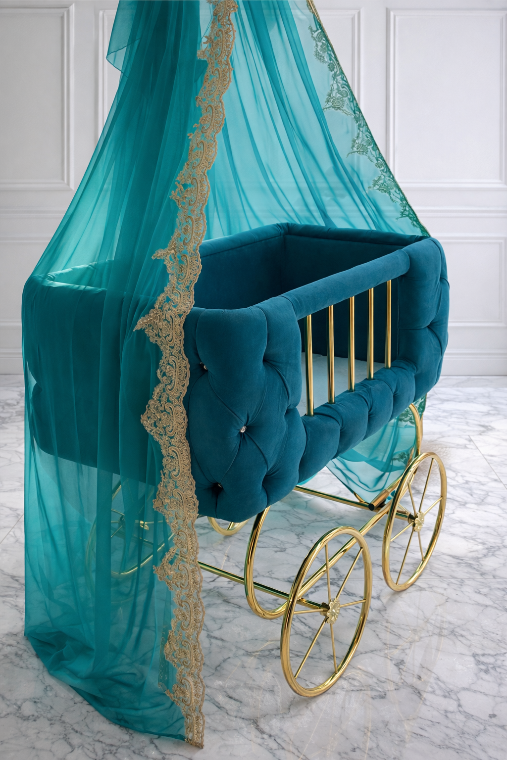 Royal Emerald Carriage Bassinet