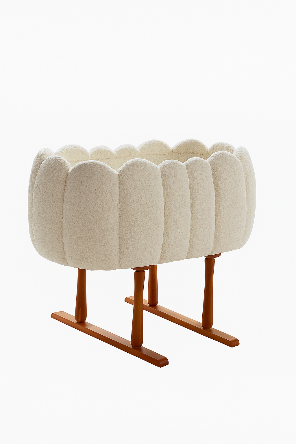 LUXURY TEDDY BABY CRIB with wooden legs (no bars)