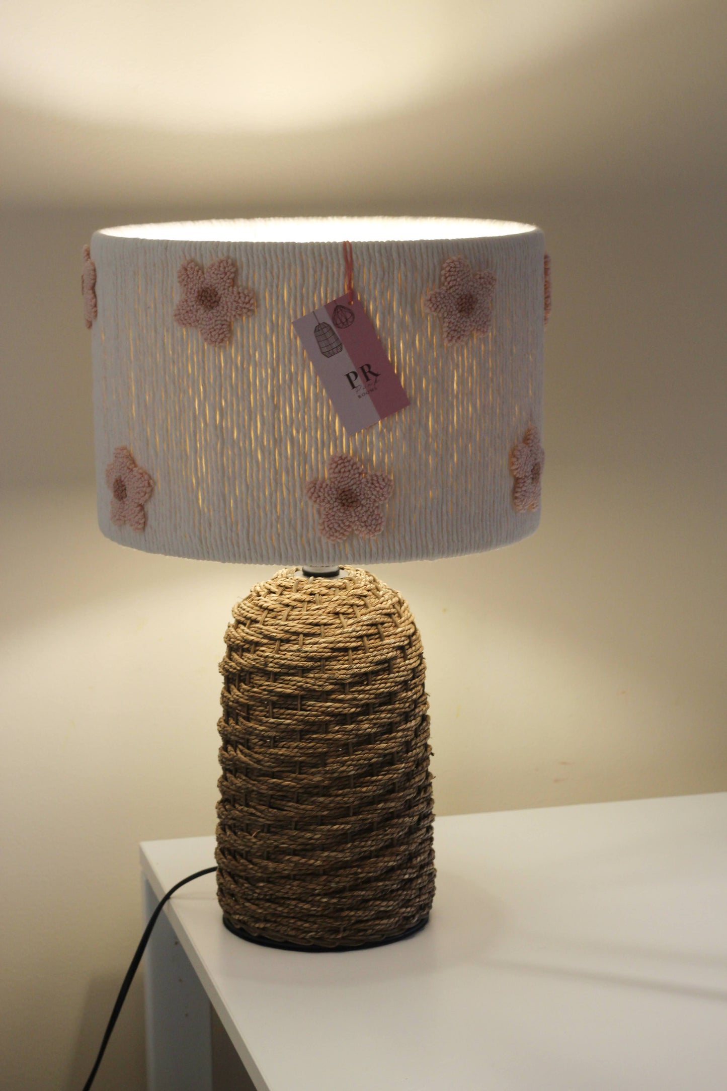 MISS BLOOM LAMP decorated with peach coloured flowers