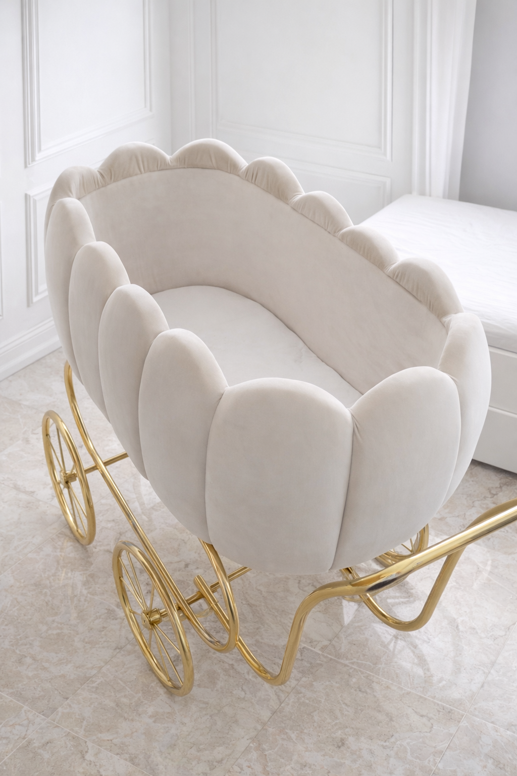 Luxury Baby Crib With Gold Wheels - Beige