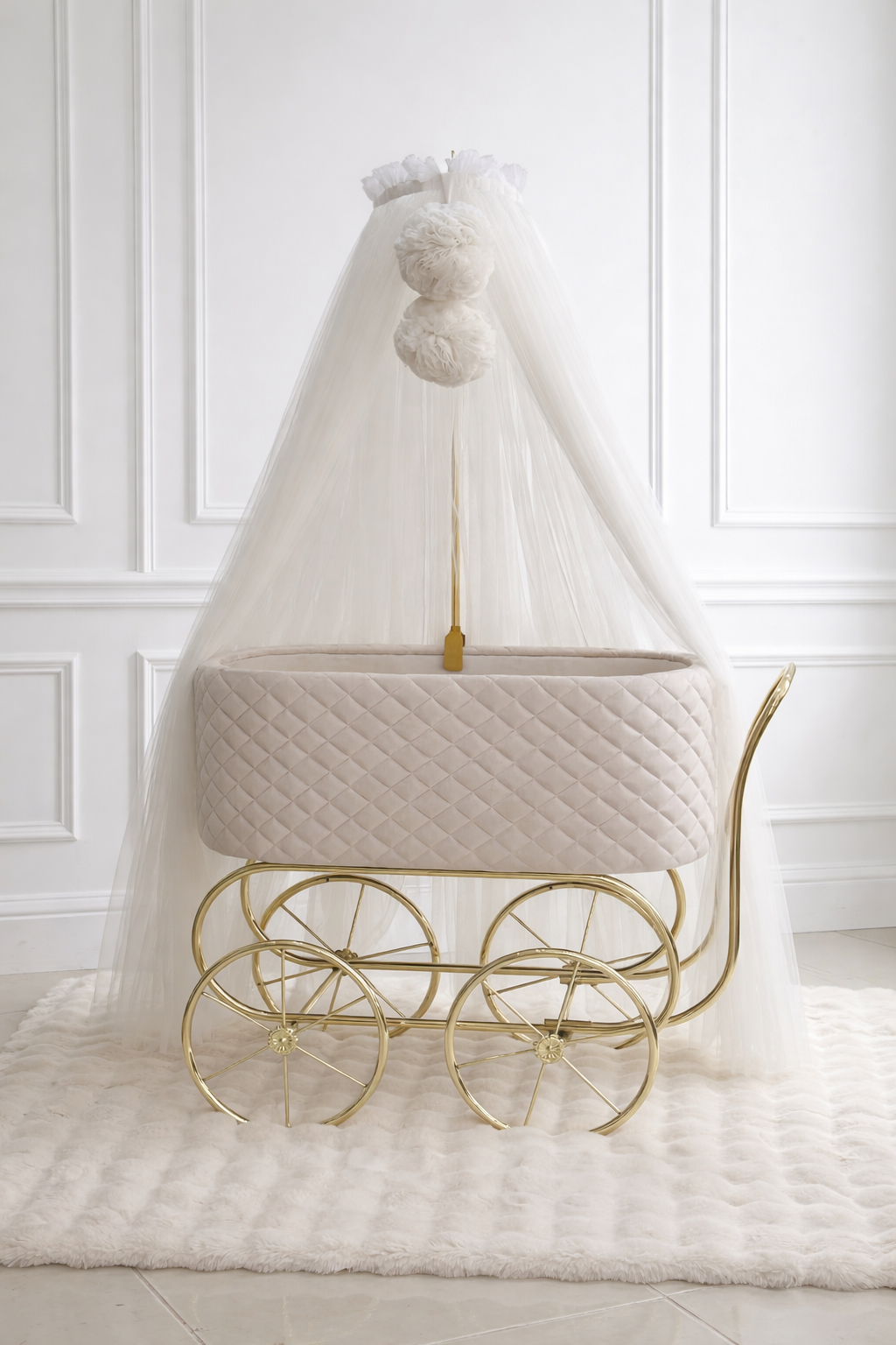 Vintage Royal Luxury Baby Bassinet