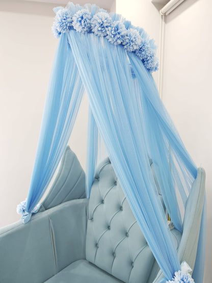 Royal Swan in light blue