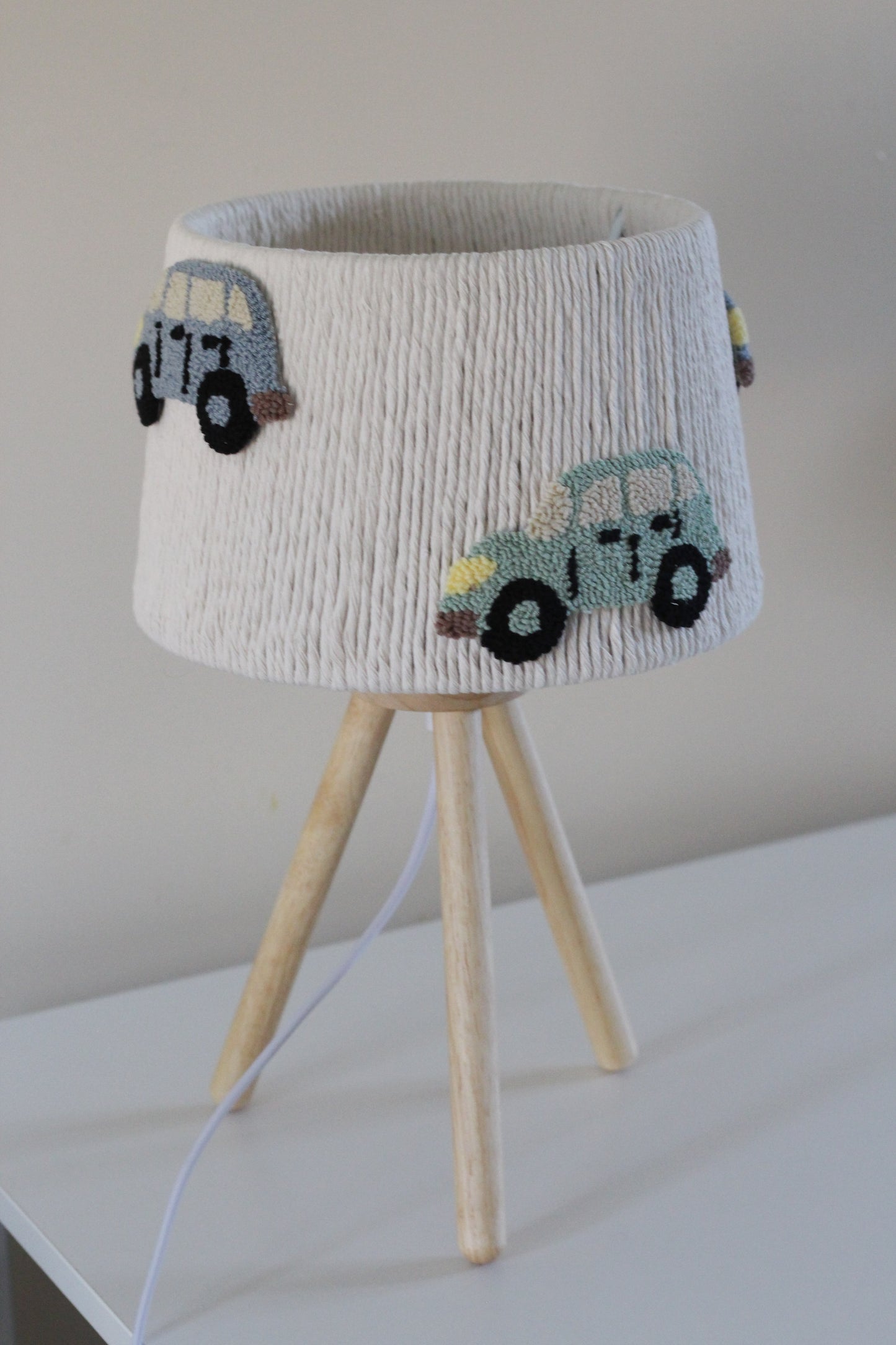 CAR TABLE LAMP WITH WOODEN BASE